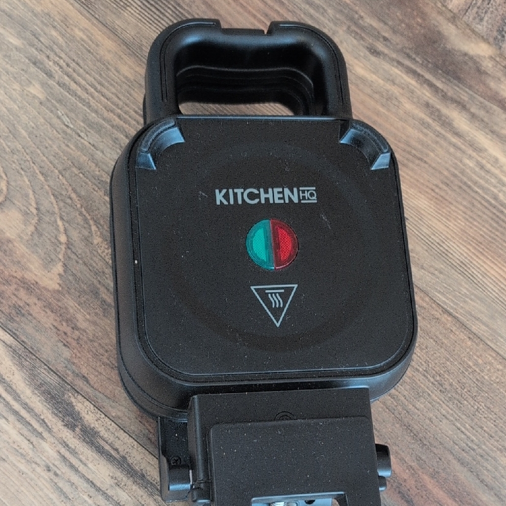 Kitchen HQ Belgian Style & Stuffed Waffle Maker 22952A1 New HSN